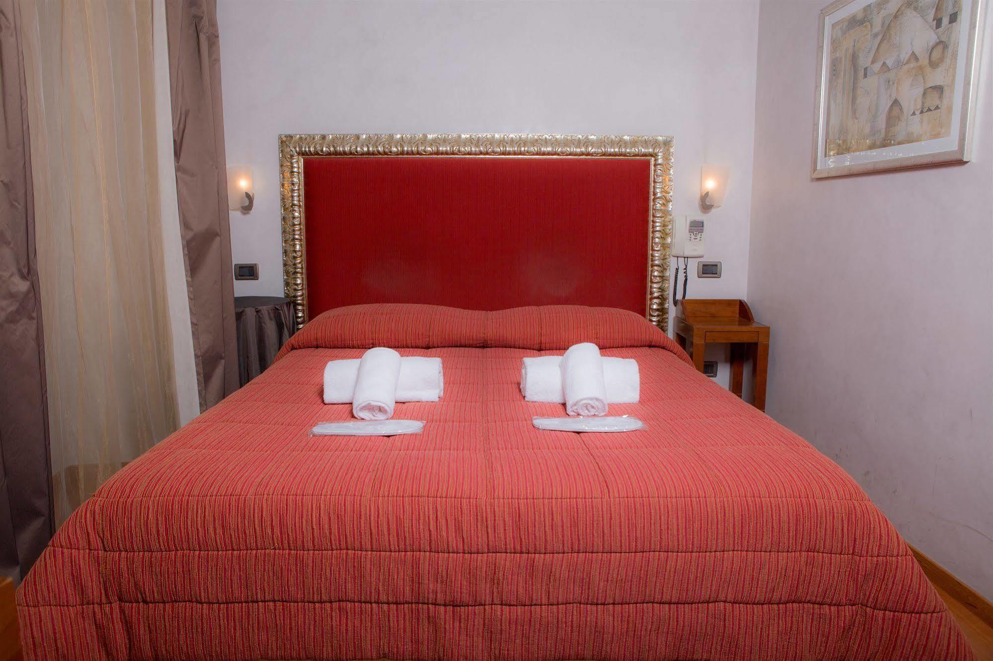 Hotel Piave ローマ エクステリア 写真