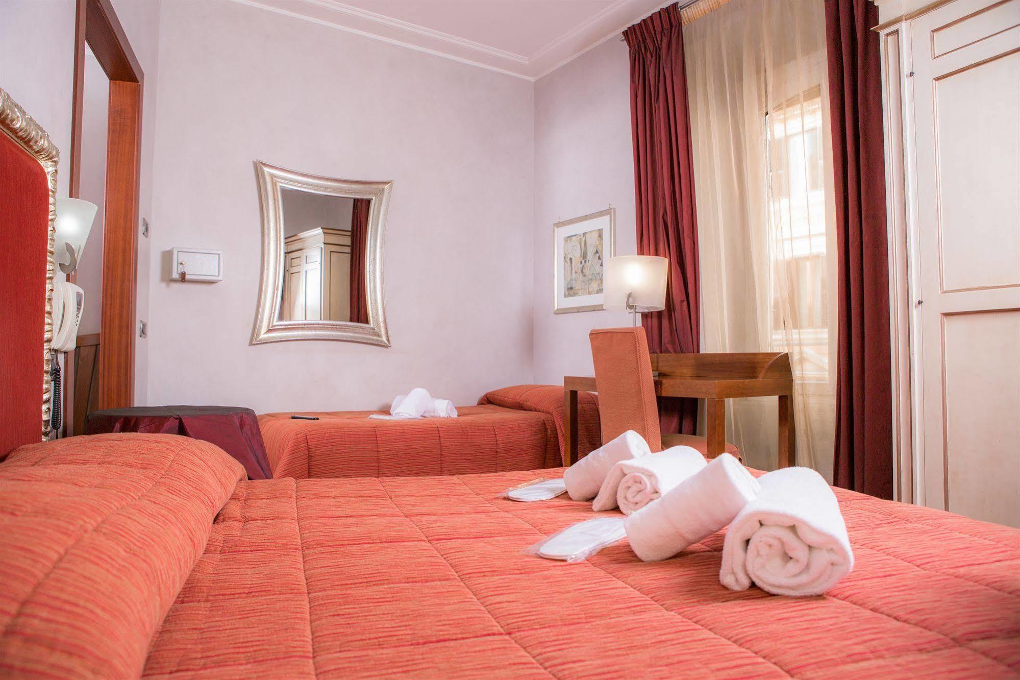 Hotel Piave ローマ エクステリア 写真