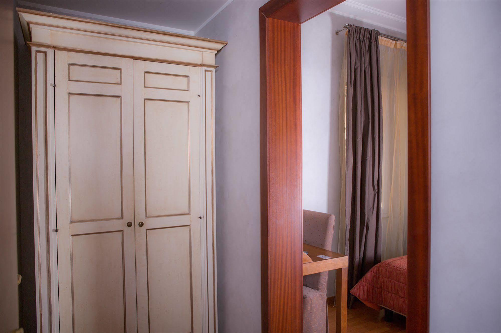 Hotel Piave ローマ エクステリア 写真